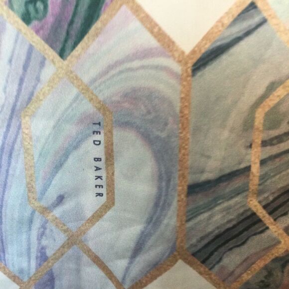 Ted baker sold out deli sea of clouds blouse - Picture 6 of 8